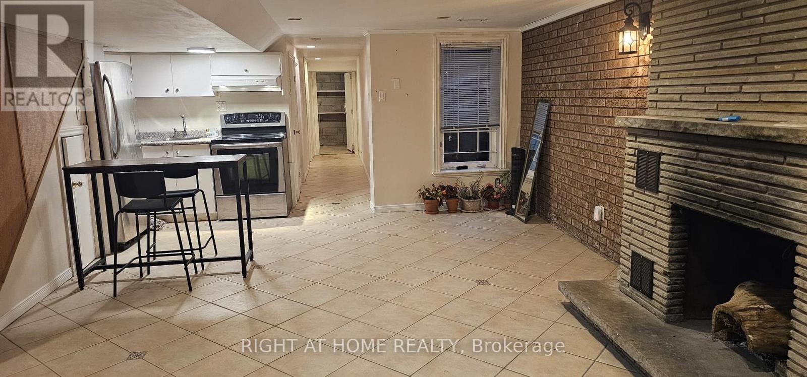 74 Argyle Street, Toronto (Trinity-Bellwoods), Ontario  M6J 1N9 - Photo 6 - C12616936