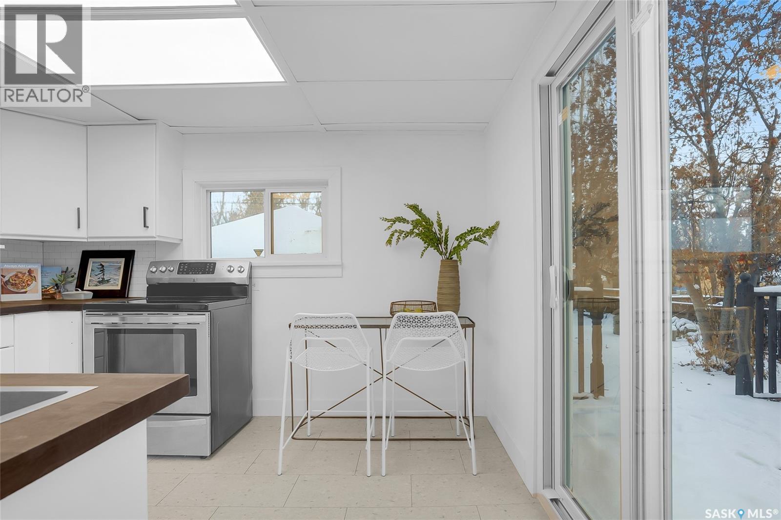 214 J Avenue N, Saskatoon, Saskatchewan  S7L 2J9 - Photo 11 - SK025468