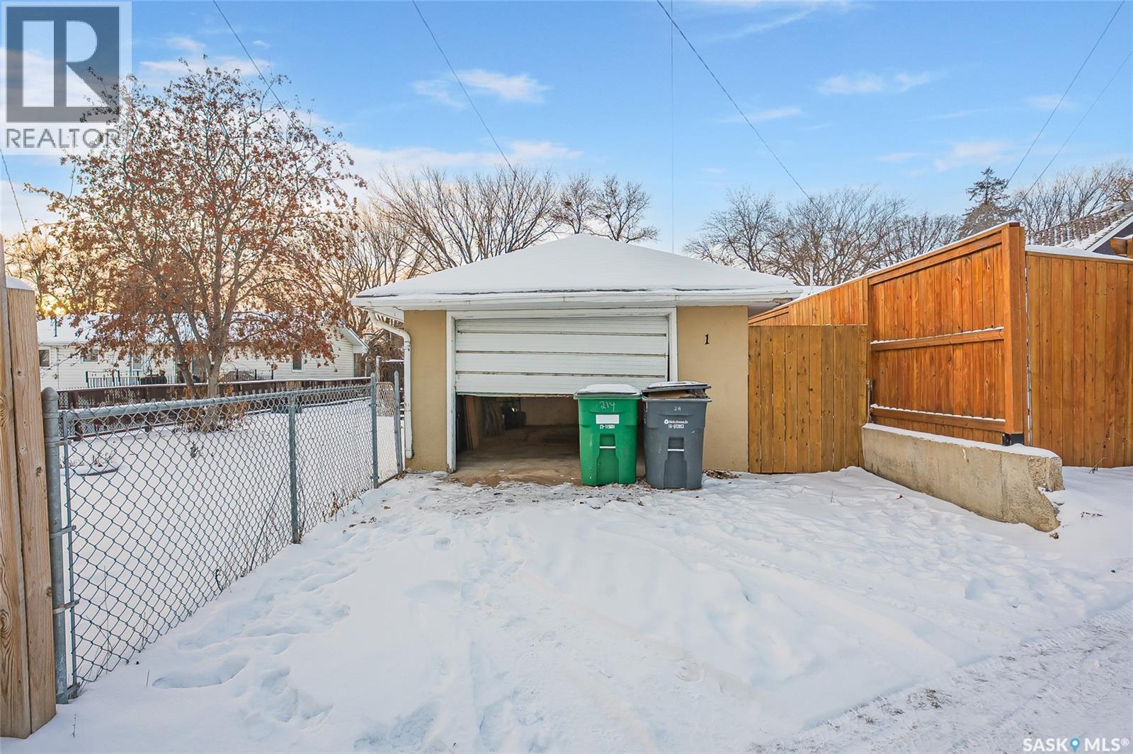 214 J Avenue N, Saskatoon, Saskatchewan  S7L 2J9 - Photo 33 - SK025468