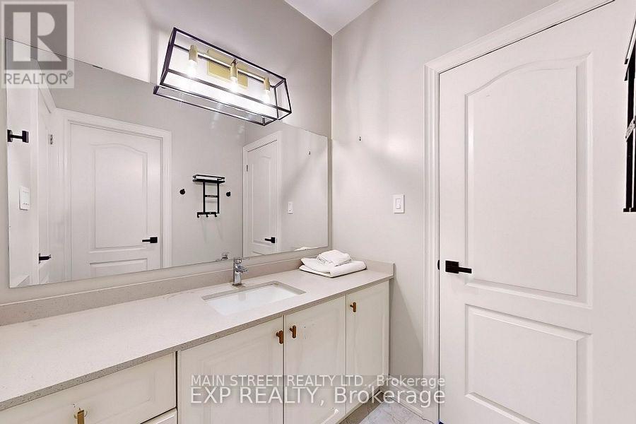 50 Sharonview Crescent, East Gwillimbury, Ontario  L9N 0S5 - Photo 25 - N12616920