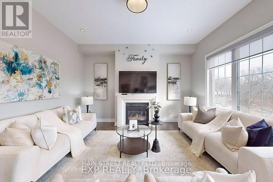 50 Sharonview Crescent, East Gwillimbury, Ontario  L9N 0S5 - Photo 9 - N12616920