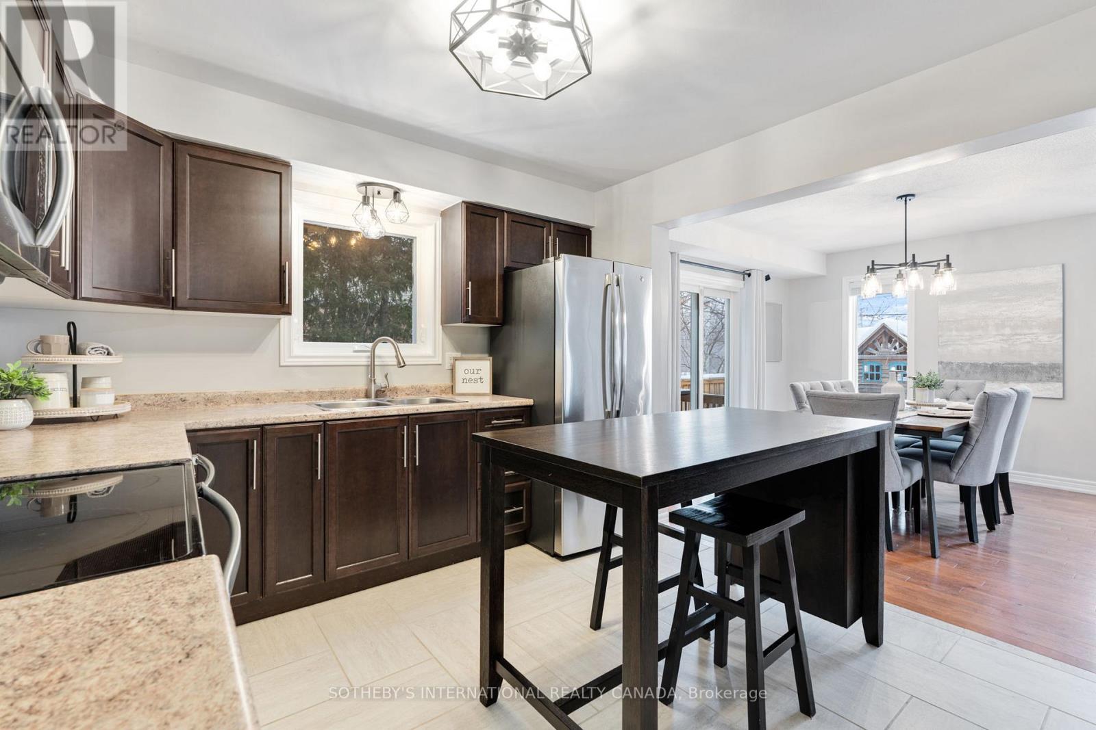 17 South River Road, Georgina, Ontario  L0E 1R0 - Photo 21 - N12616932