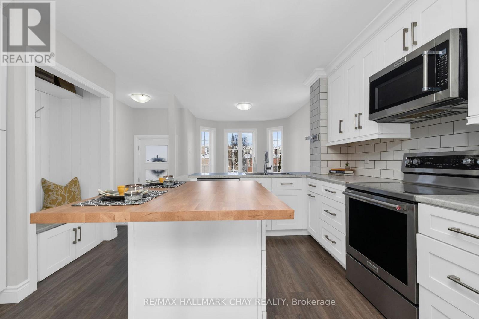 13 Willow Drive, Barrie, Ontario  L4N 8T1 - Photo 6 - S12616892