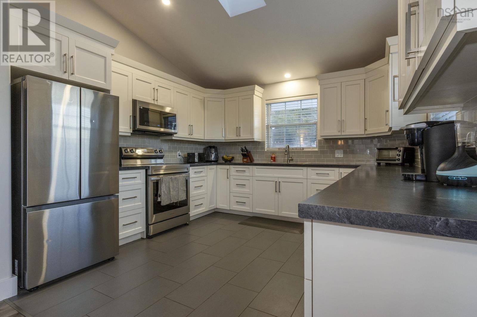 10 Hillside Crescent, Stewiacke, Nova Scotia  B0N 2J0 - Photo 18 - 202529206