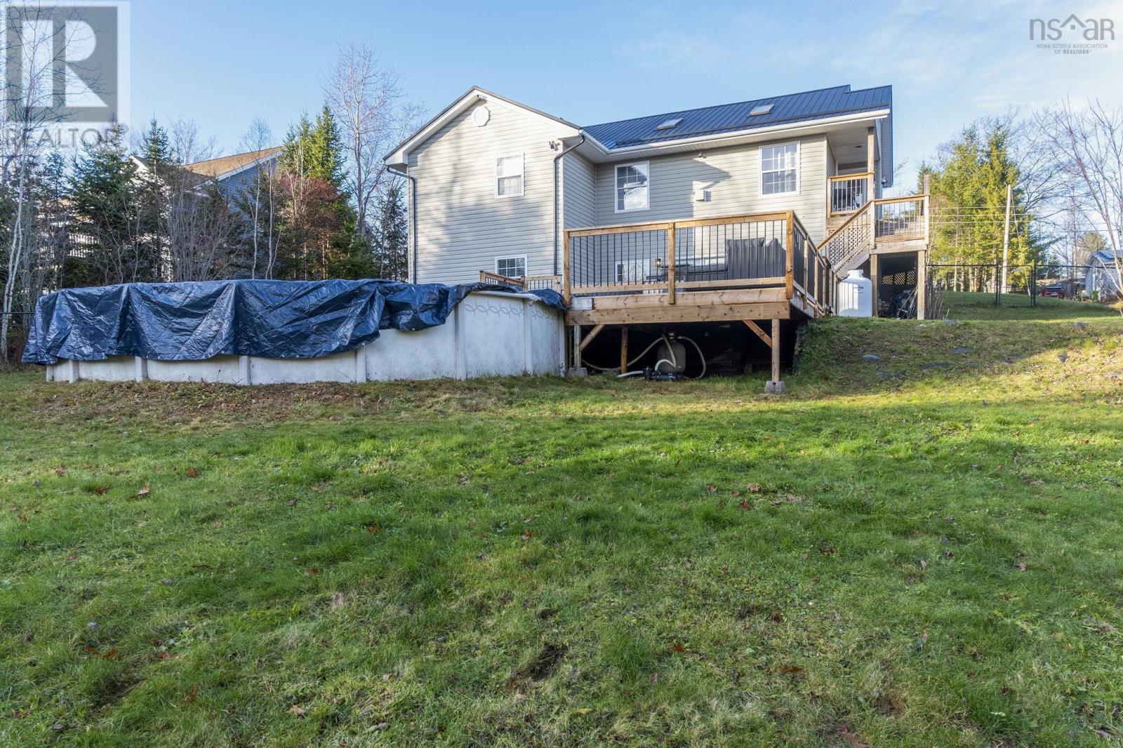 10 Hillside Crescent, Stewiacke, Nova Scotia  B0N 2J0 - Photo 3 - 202529206