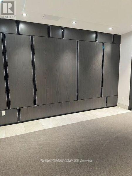 315 - 9 Mabelle Avenue, Toronto, Ontario  M9A 4X7 - Photo 12 - W12616872