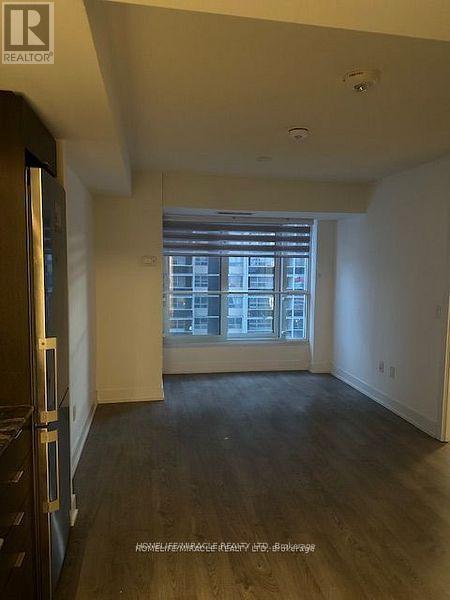 315 - 9 Mabelle Avenue, Toronto, Ontario  M9A 4X7 - Photo 3 - W12616872