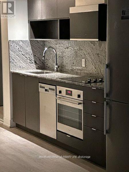 315 - 9 Mabelle Avenue, Toronto, Ontario  M9A 4X7 - Photo 7 - W12616872