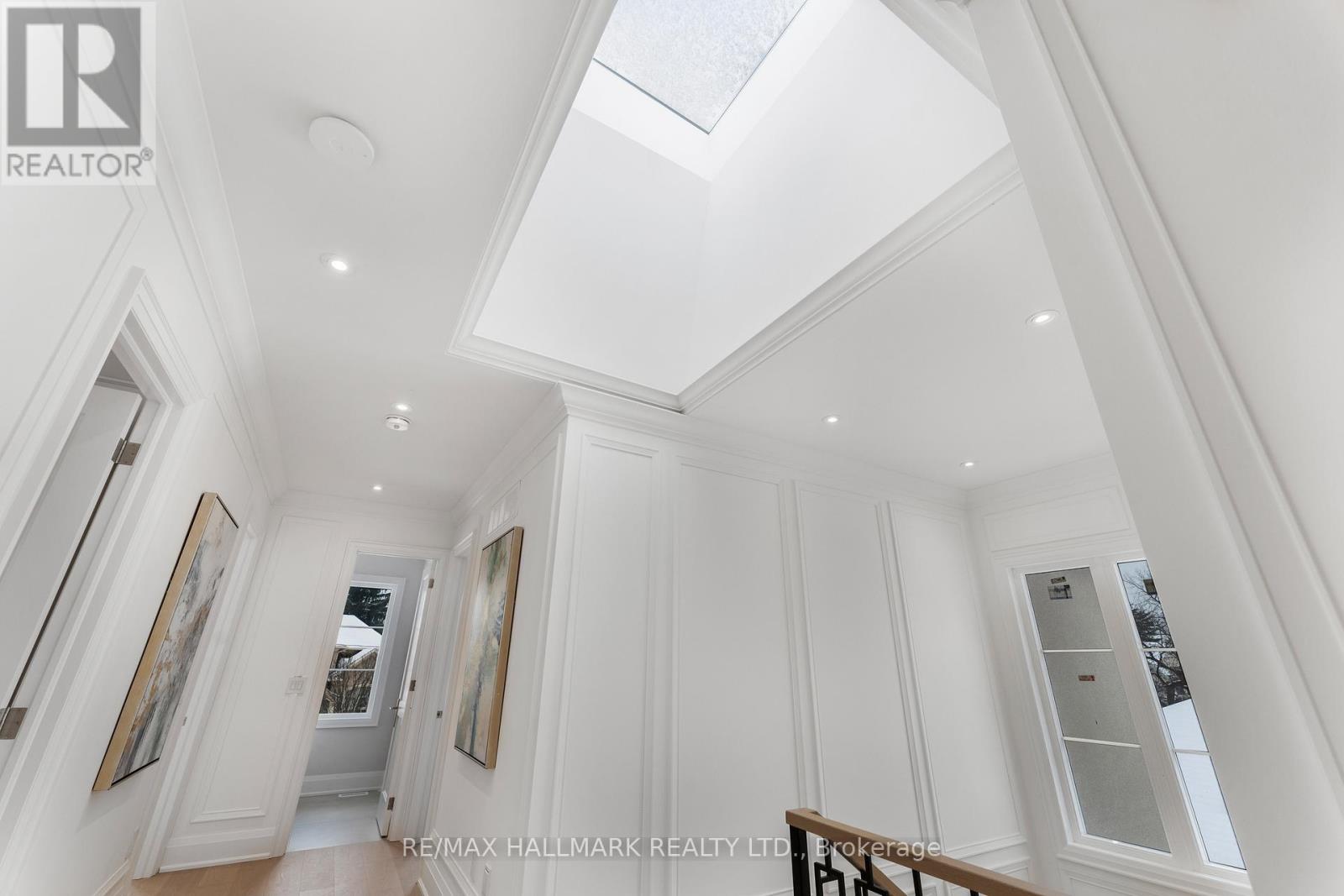 42 Agar Crescent, Toronto, Ontario  M9B 5A6 - Photo 26 - W12616876