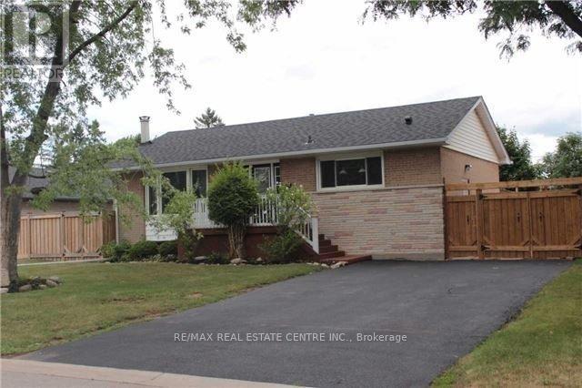 363 DUNCOMBE DRIVE, Burlington, Ontario