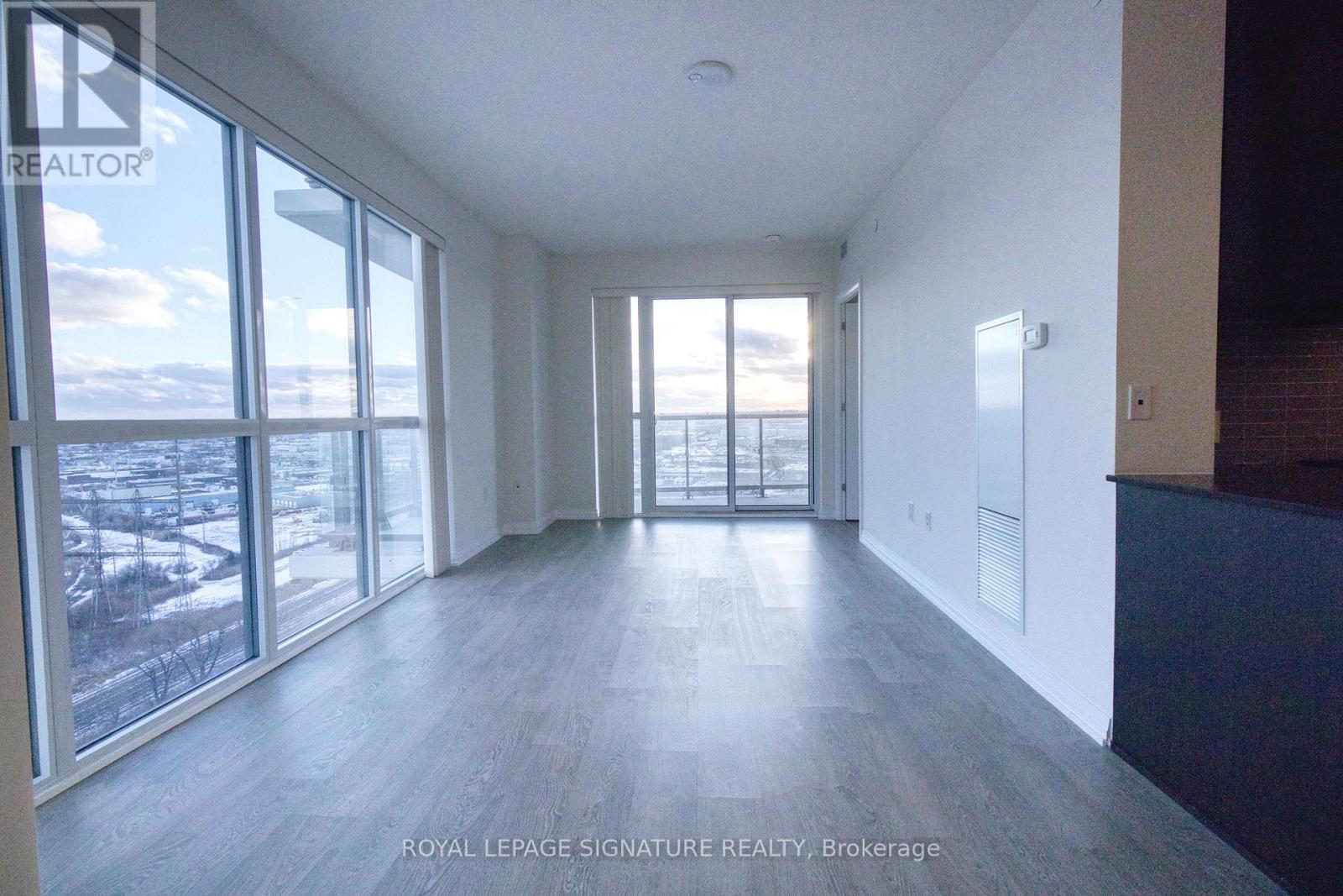 1404 - 50 Thomas Riley Road, Toronto, Ontario  M9B 0C5 - Photo 2 - W12616930