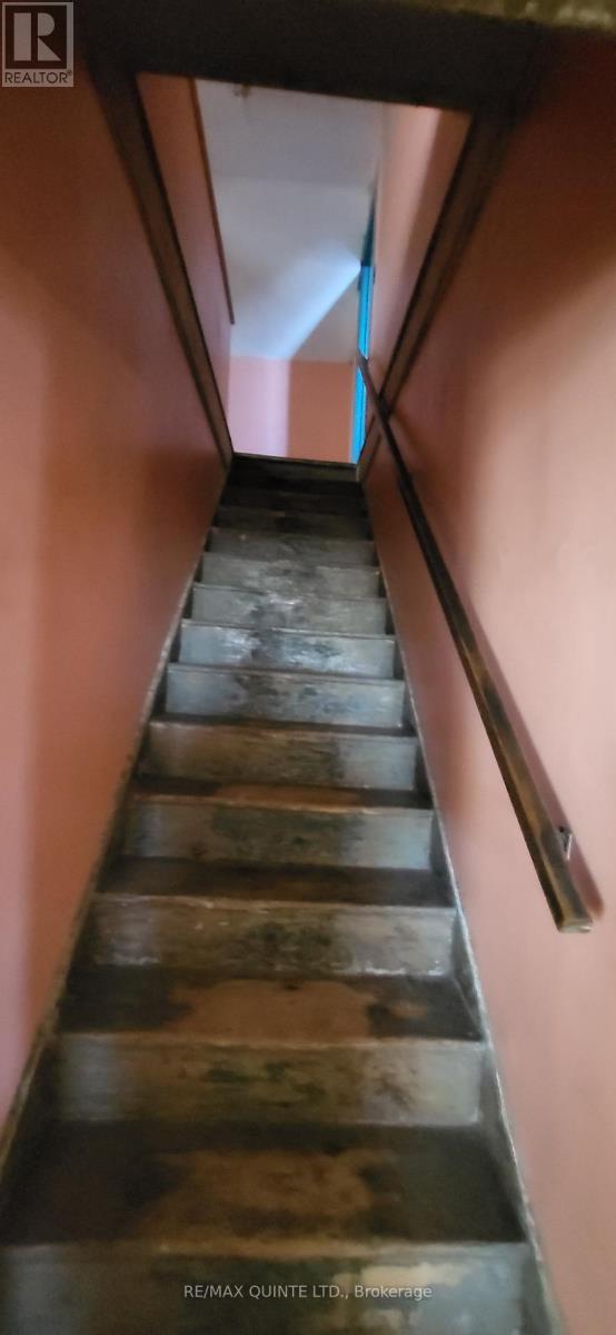 1856 County Road 1 Road, Prince Edward County, Ontario  K0K 1G0 - Photo 16 - X12617054