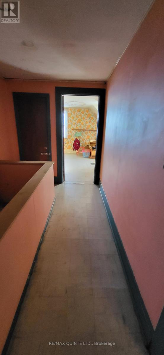 1856 County Road 1 Road, Prince Edward County, Ontario  K0K 1G0 - Photo 17 - X12617054