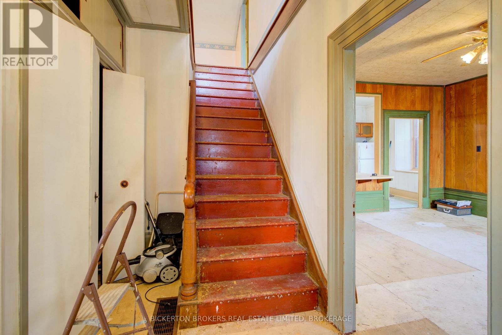 646 Cty Rd 2 Road, Front Of Leeds & Seeleys Bay, Ontario K0E 1L0 - Photo 10 - X12617006