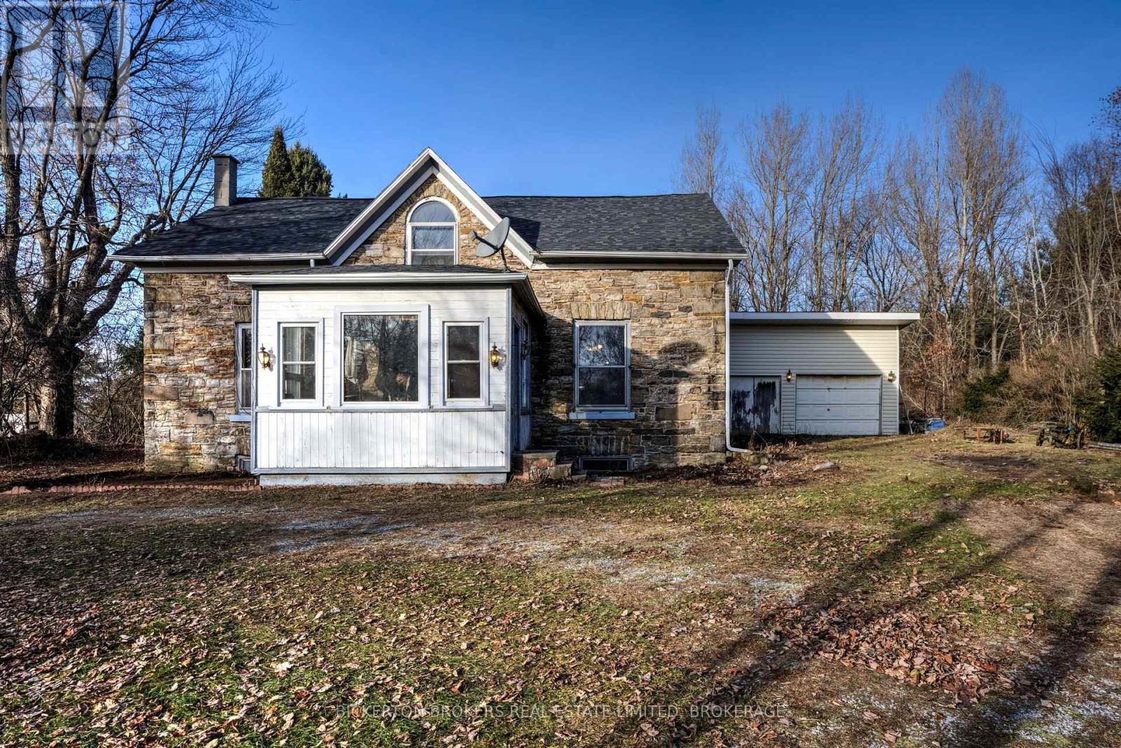 646 Cty Rd 2 Road, Front Of Leeds & Seeleys Bay, Ontario K0E 1L0 - Photo 4 - X12617006