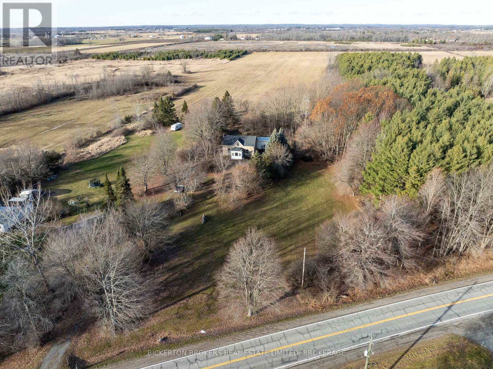 646 Cty Rd 2 Road, Front Of Leeds & Seeleys Bay, Ontario K0E 1L0 - Photo 7 - X12617006