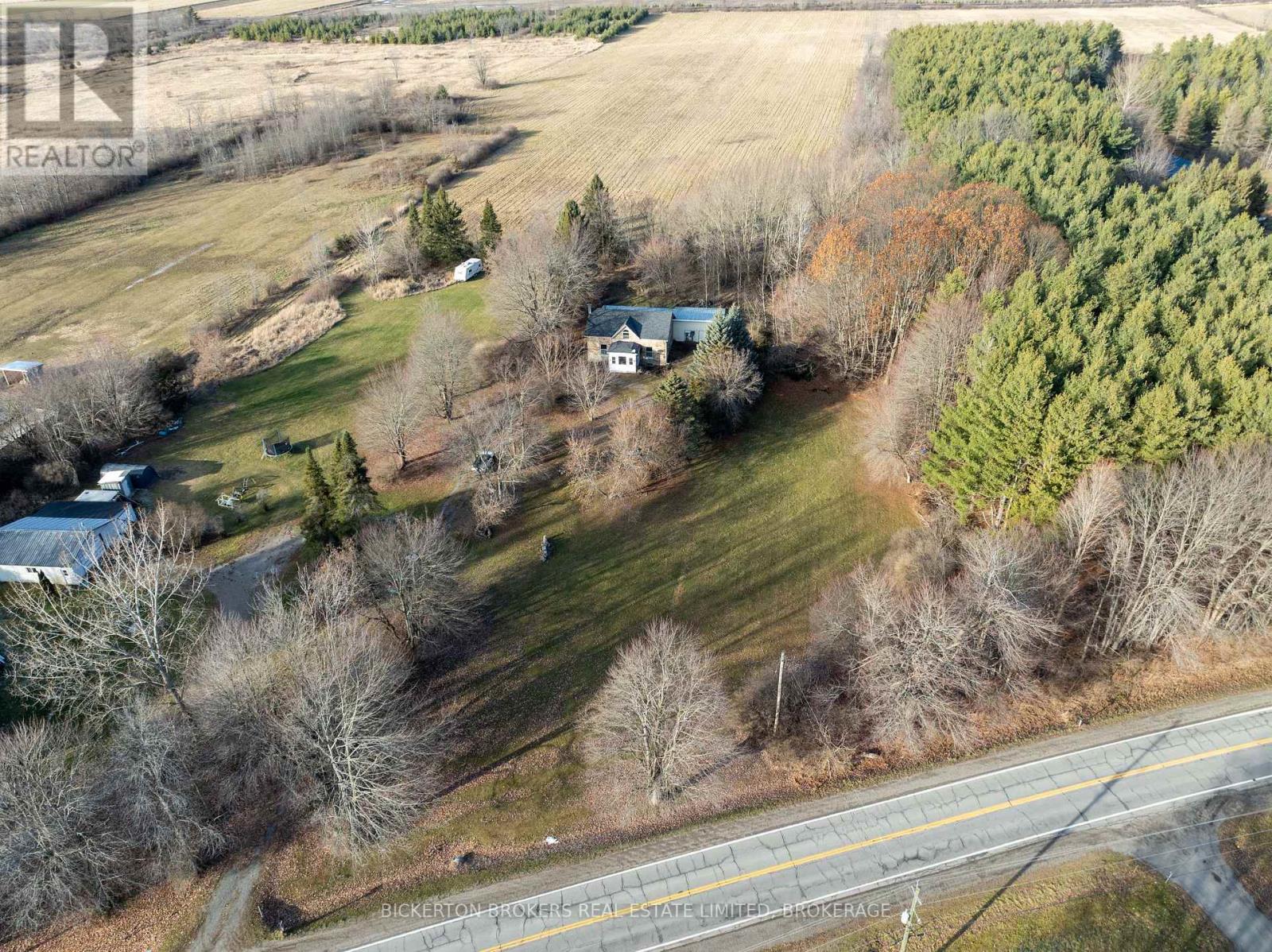 646 Cty Rd 2 Road, Front Of Leeds & Seeleys Bay, Ontario K0E 1L0 - Photo 8 - X12617006