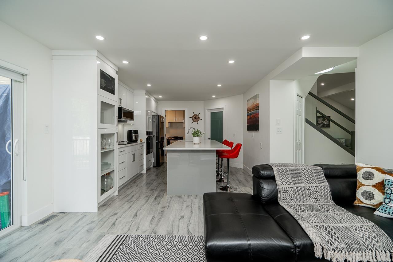 19132 60b Avenue, Surrey, British Columbia  V3S 7T8 - Photo 12 - R3073317