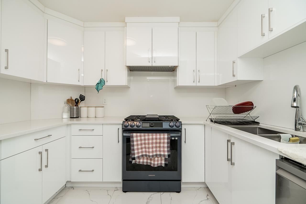 19132 60b Avenue, Surrey, British Columbia  V3S 7T8 - Photo 9 - R3073317