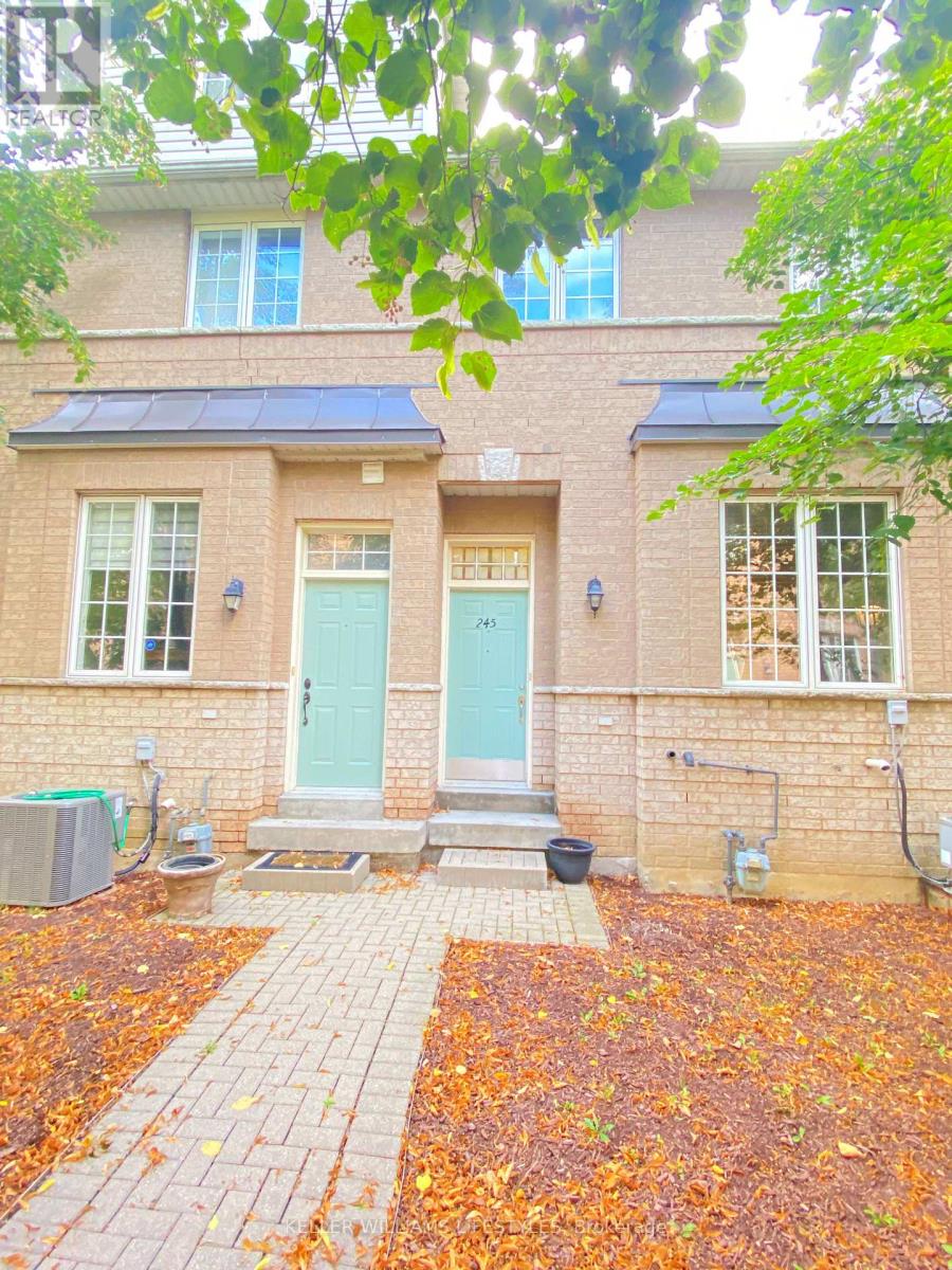 245 - 23 Observatory Lane, Richmond Hill, Ontario  L4C 0M7 - Photo 2 - N12616984