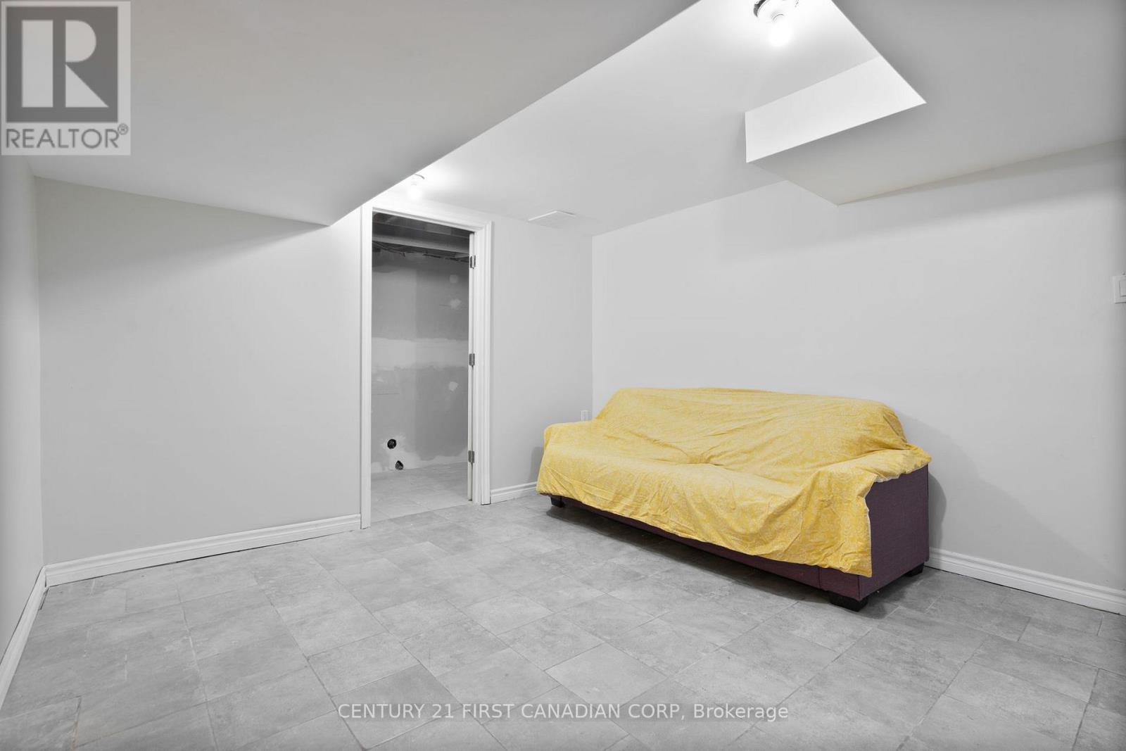 345 Banbury Crescent, London South, Ontario  N5Z 4V1 - Photo 32 - X12617074