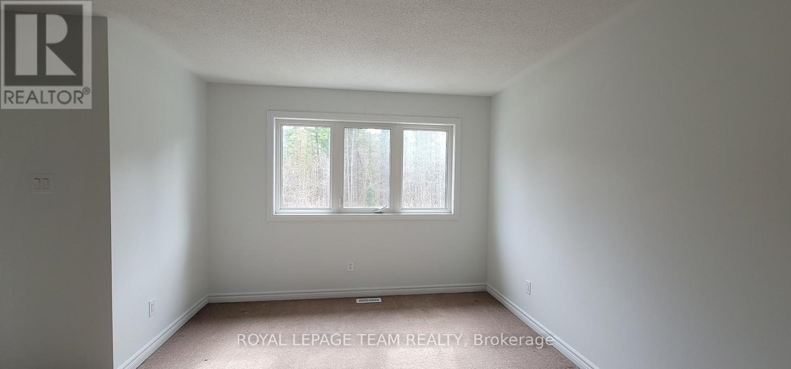 406 Galatina Way, Ottawa, Ontario K2K 0E7 - Photo 10 - X12616944