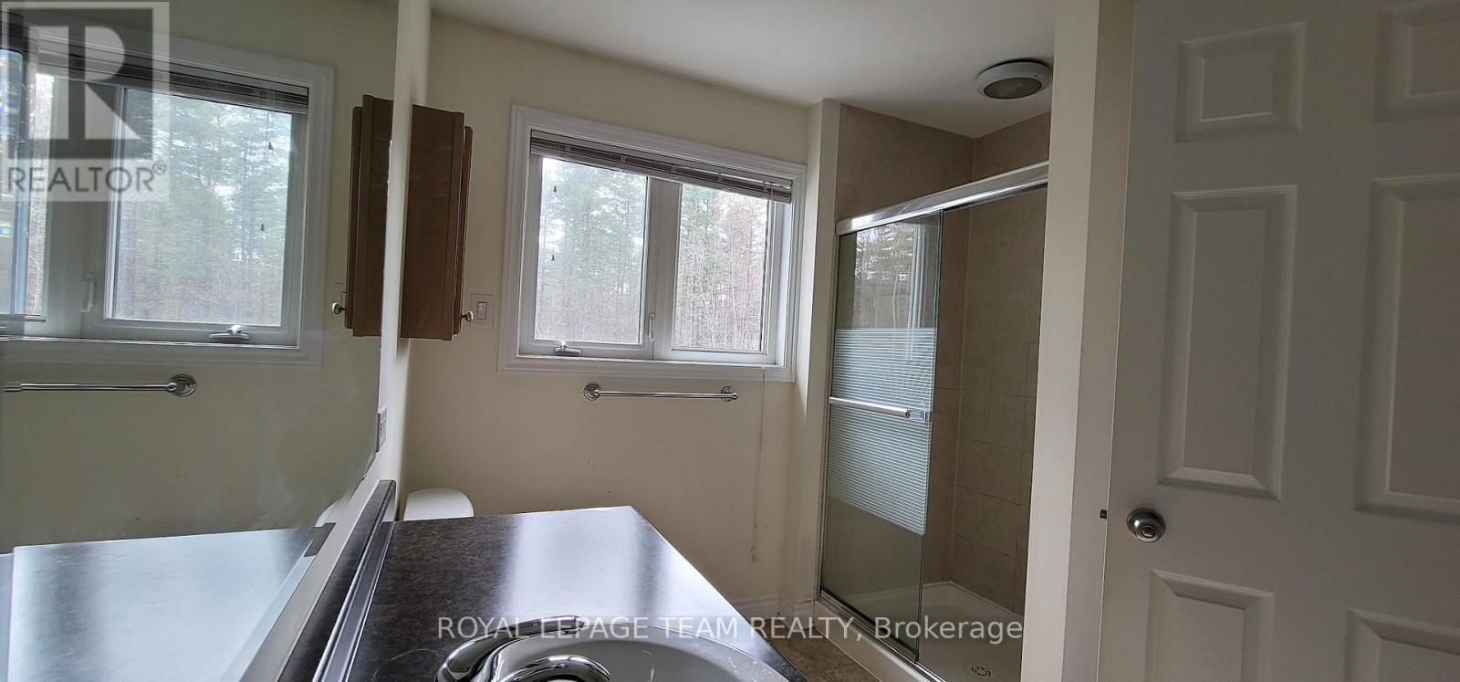 406 Galatina Way, Ottawa, Ontario K2K 0E7 - Photo 13 - X12616944