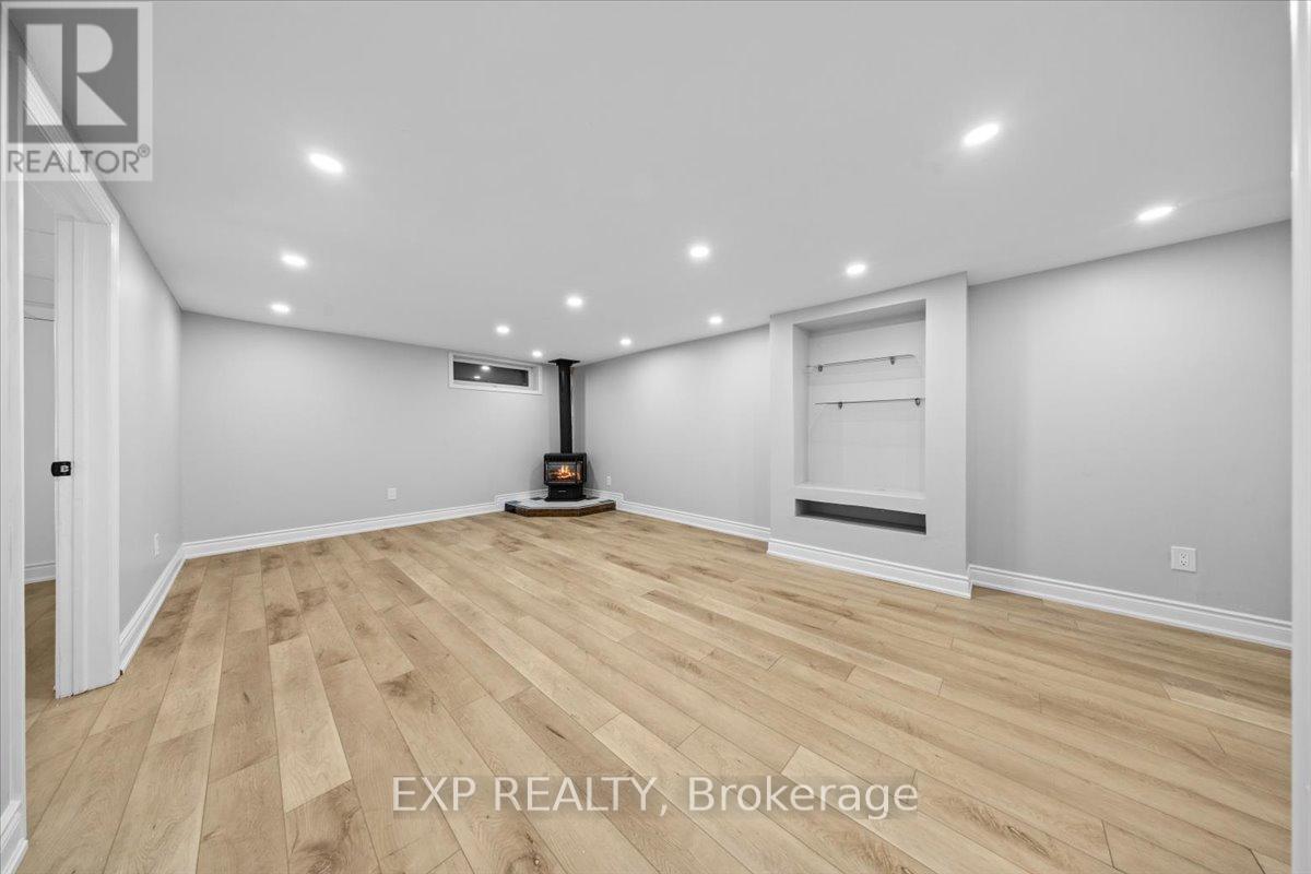 290 Elderberry Terrace, Ottawa, Ontario  K1E 1Z1 - Photo 26 - X12616962