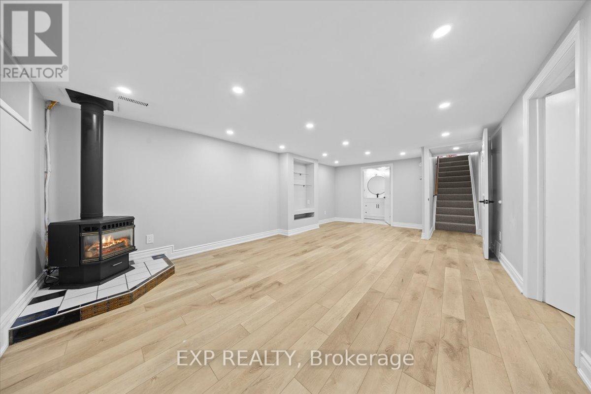 290 Elderberry Terrace, Ottawa, Ontario  K1E 1Z1 - Photo 27 - X12616962