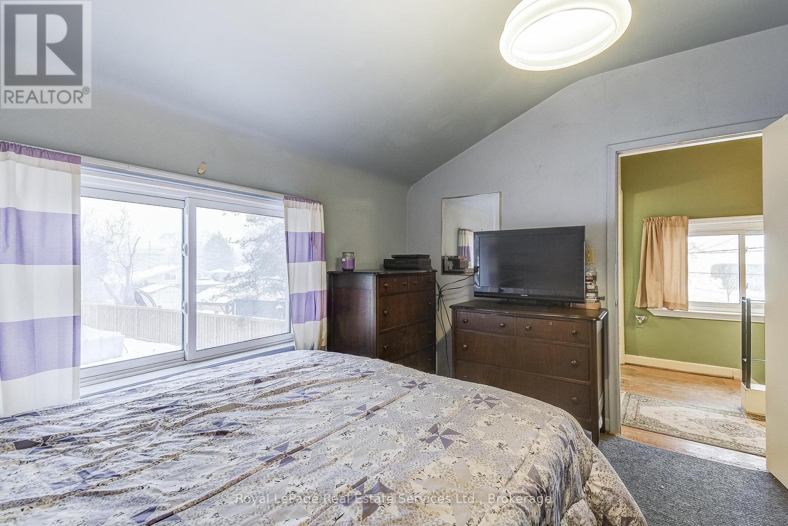 144 Heslop Road, Milton, Ontario  L9T 1B4 - Photo 19 - W12617116