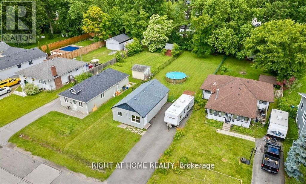 208 BAYVIEW AVENUE, Georgina, Ontario