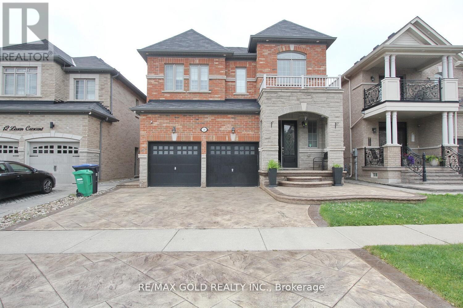 14 LISSON CRESCENT, Brampton, Ontario