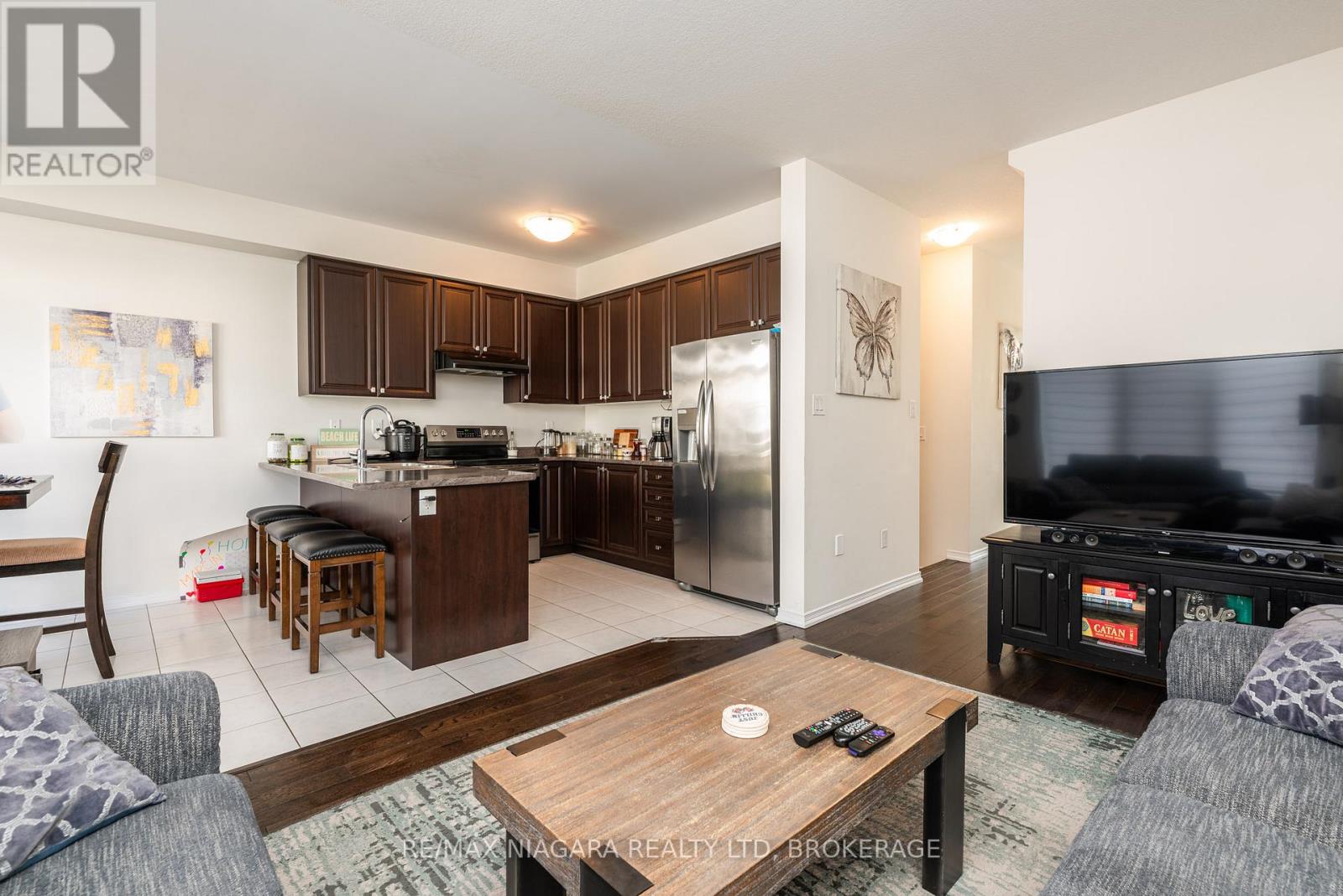 8719 Sourgum Avenue, Niagara Falls (Brown), Ontario  L2H 3S3 - Photo 12 - X12617038