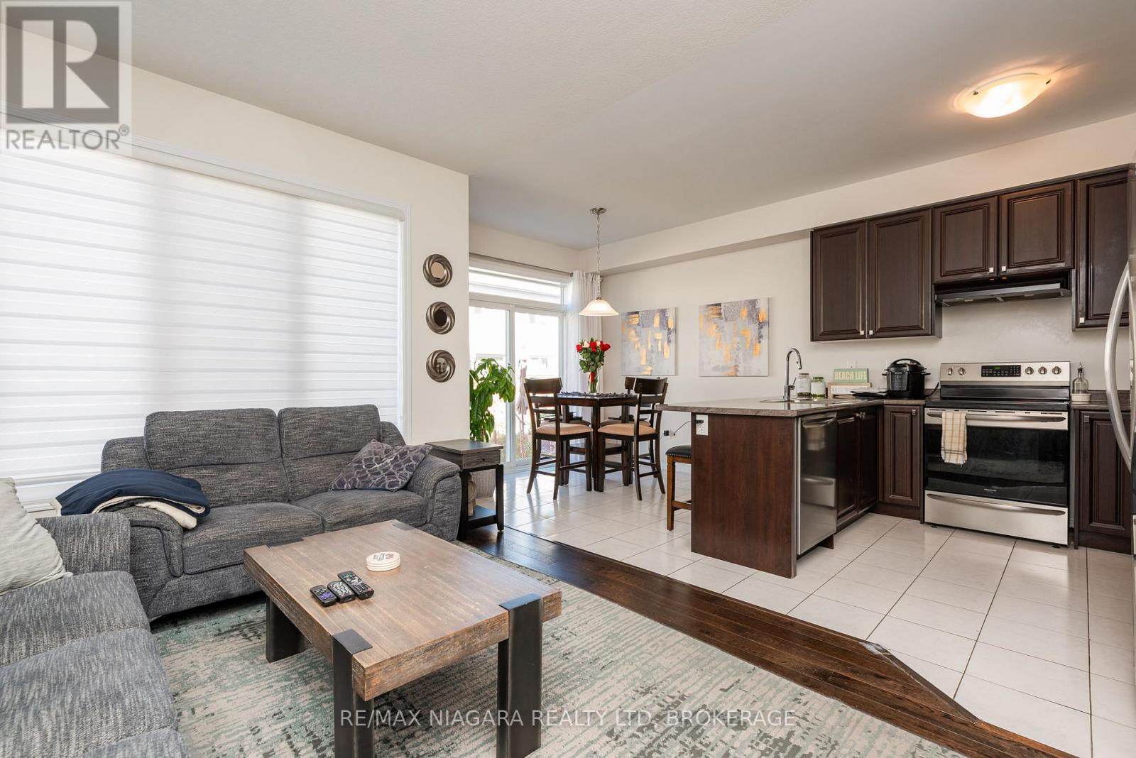 8719 Sourgum Avenue, Niagara Falls (Brown), Ontario  L2H 3S3 - Photo 7 - X12617038