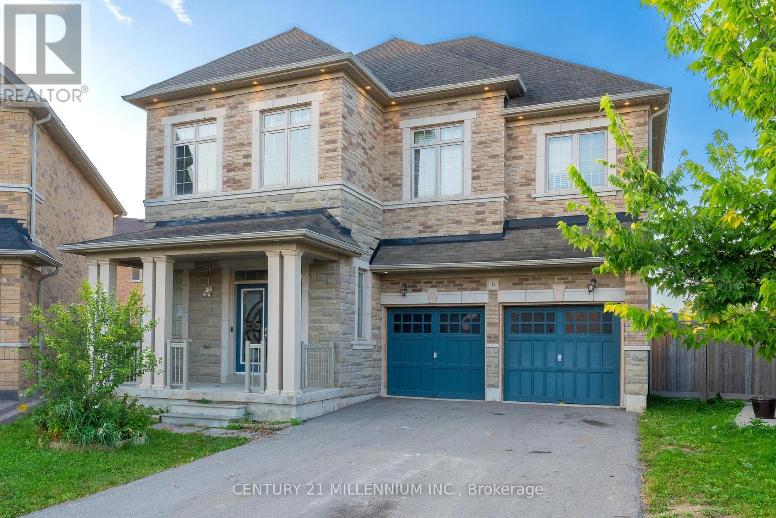 6 Ashfield Place, Brampton, Ontario  L6Y 5Y7 - Photo 2 - W12405735