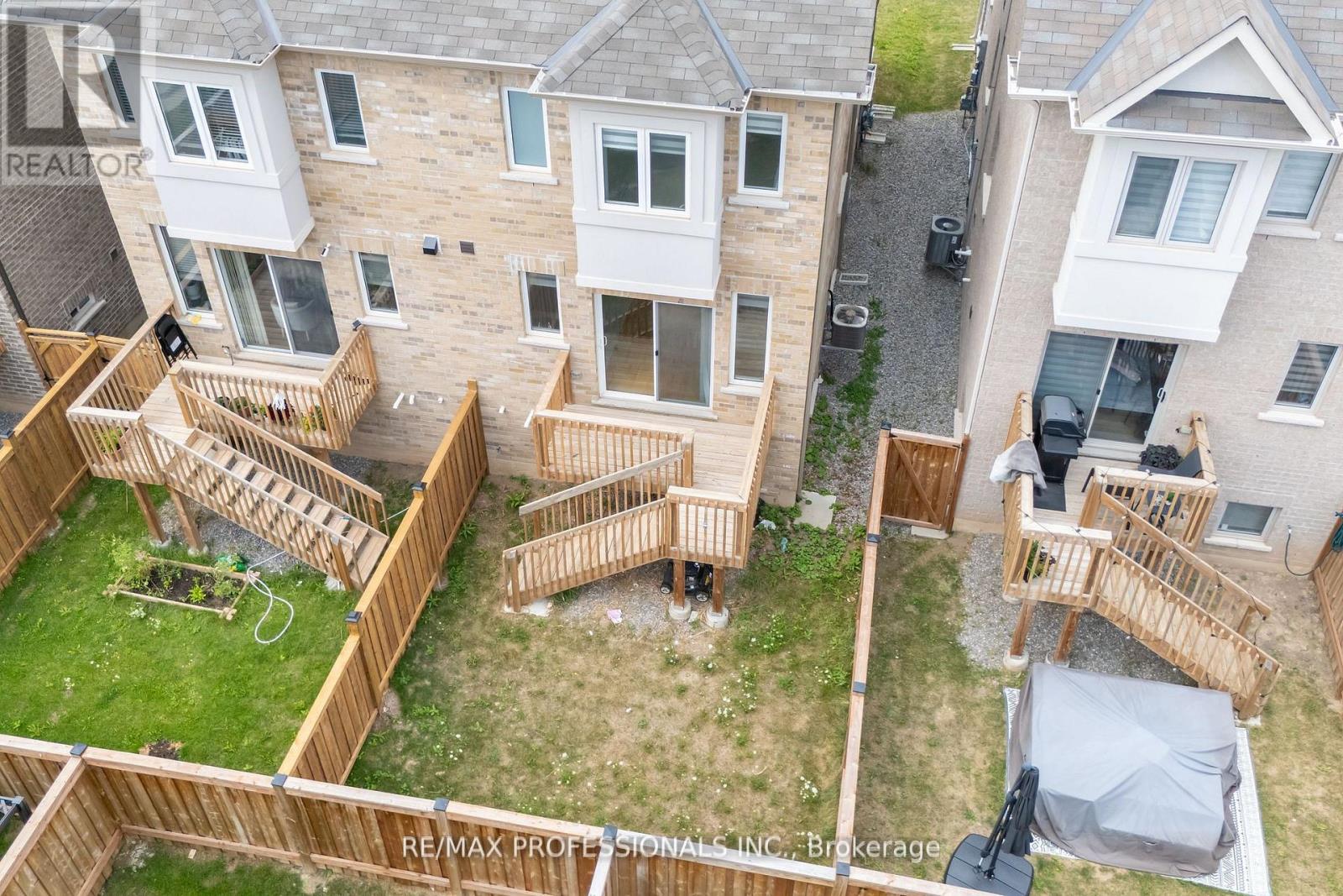 3952 Leonardo Street, Burlington, Ontario  L7M 0Z7 - Photo 24 - W12411795