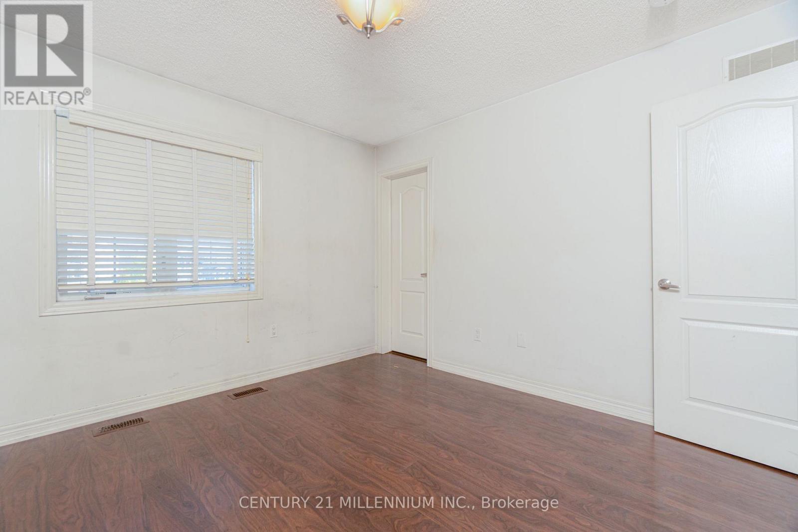 6 Ashfield Place, Brampton, Ontario  L6Y 5Y7 - Photo 20 - W12405735