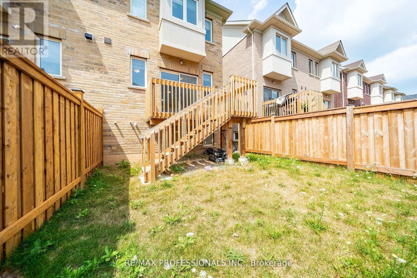 3952 Leonardo Street, Burlington, Ontario  L7M 0Z7 - Photo 21 - W12411795