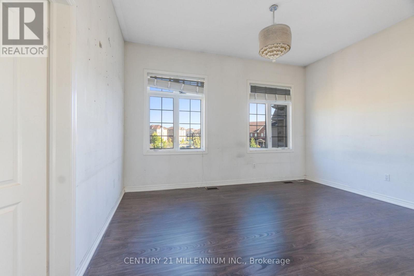 6 Ashfield Place, Brampton, Ontario  L6Y 5Y7 - Photo 18 - W12405735