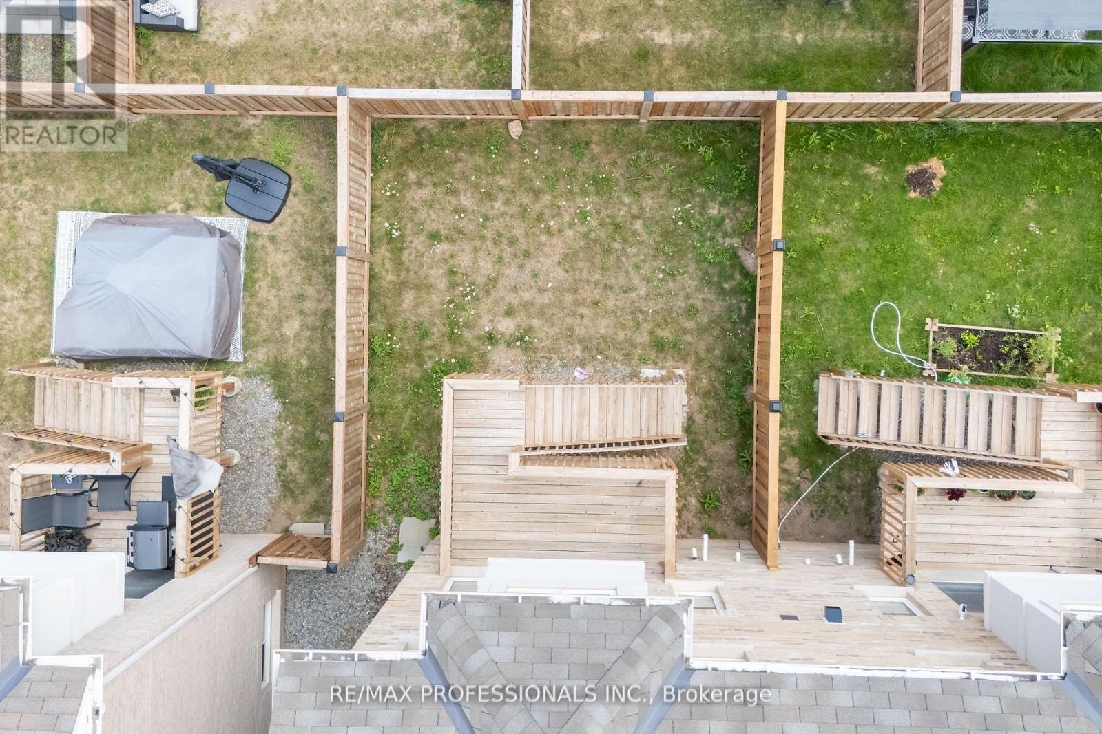 3952 Leonardo Street, Burlington, Ontario  L7M 0Z7 - Photo 23 - W12411795