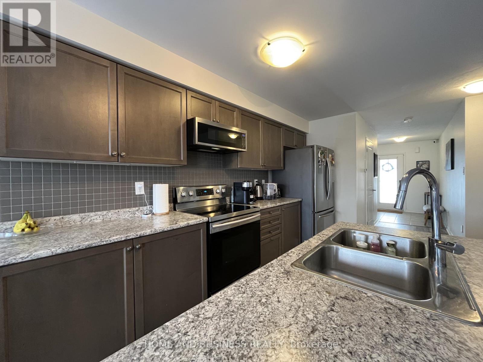 25 Allcroft Court, Hamilton, Ontario L8J 2V5 - Photo 16 - X12588138