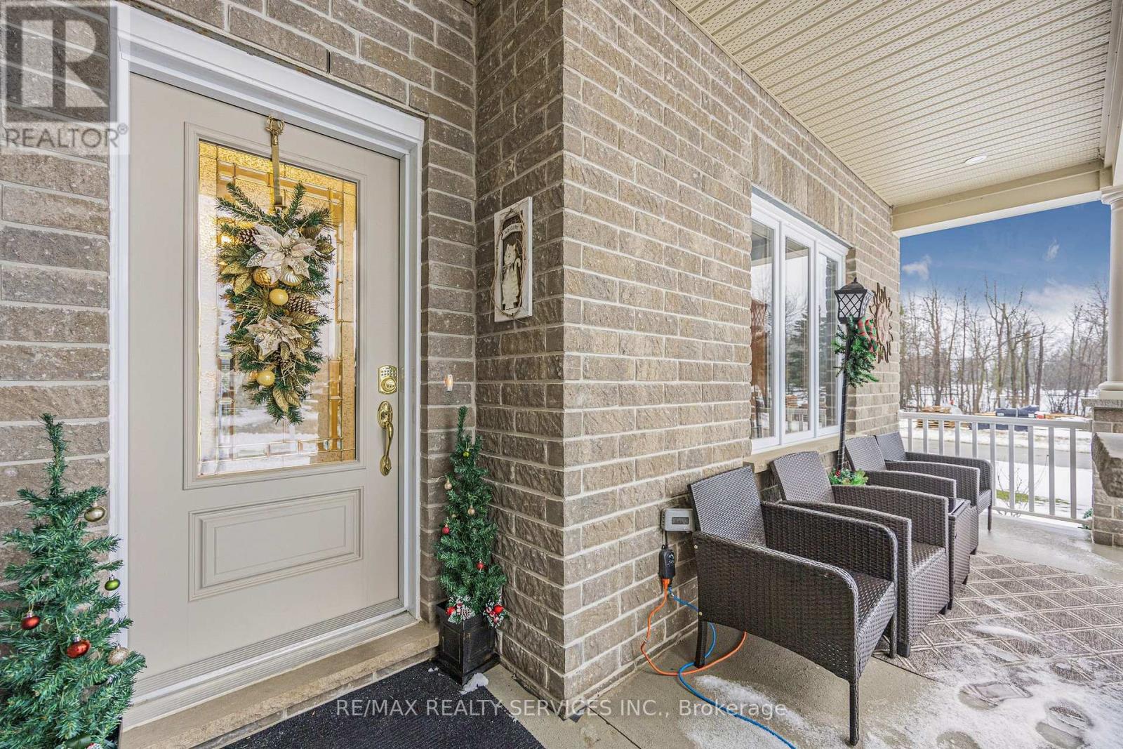 255 Rogers Road, North Perth, Ontario N4W 0H3 - Photo 5 - X12436376