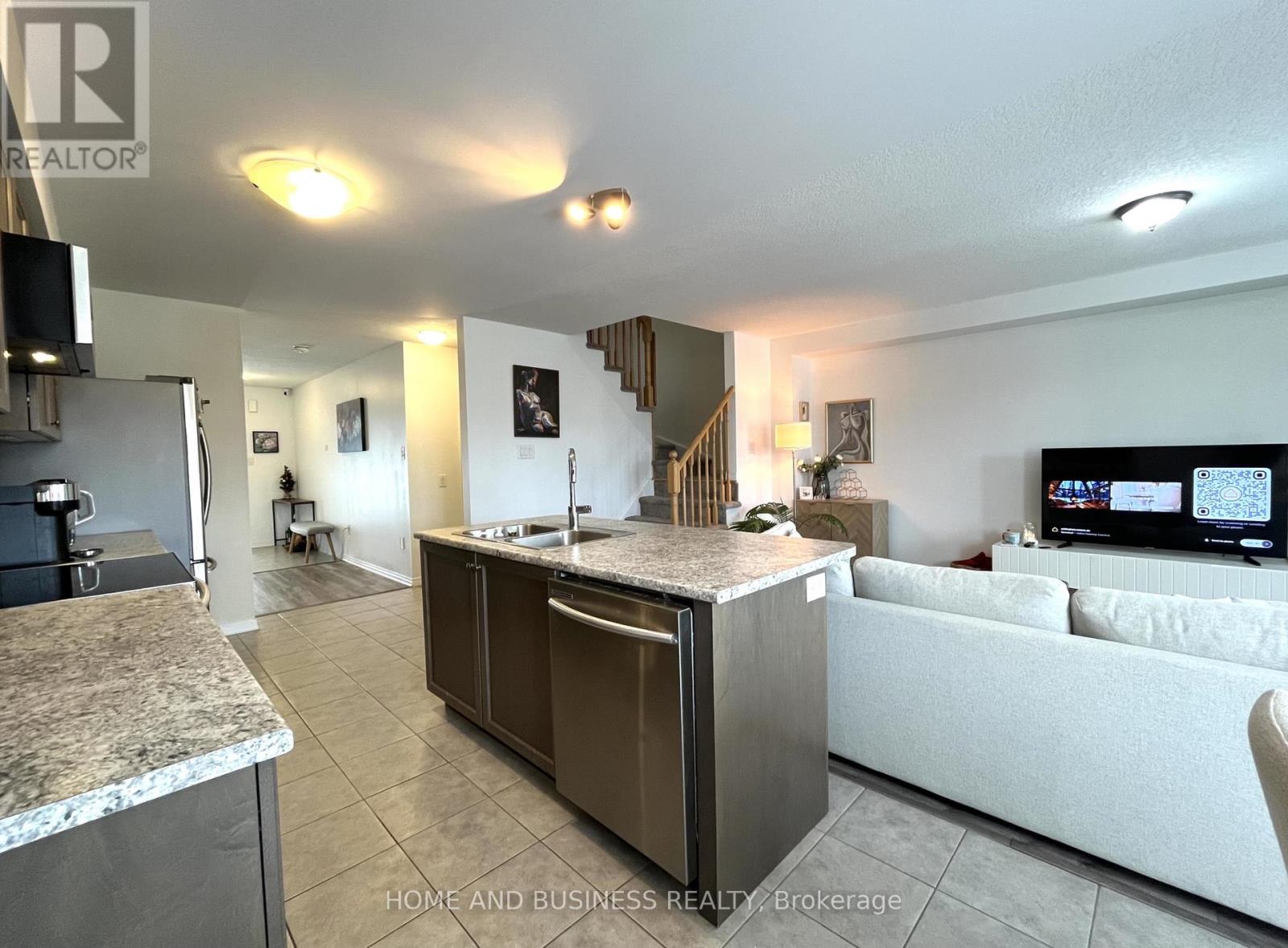 25 Allcroft Court, Hamilton, Ontario L8J 2V5 - Photo 11 - X12588138