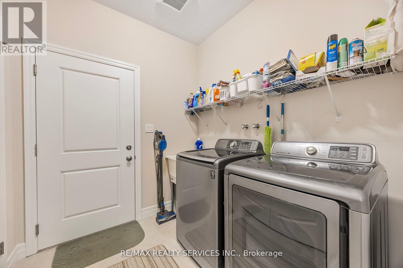 255 Rogers Road, North Perth, Ontario N4W 0H3 - Photo 37 - X12436376