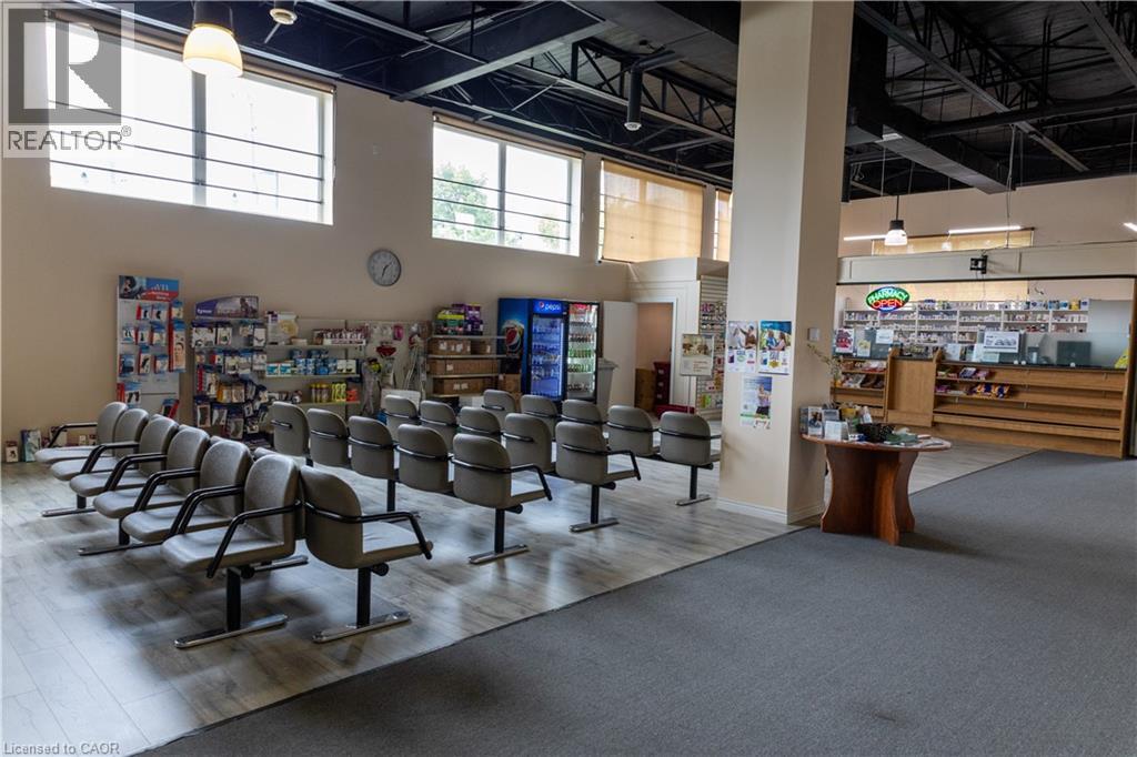 365 Colborne Street, Brantford, Ontario  N3S 3N2 - Photo 12 - 40793430