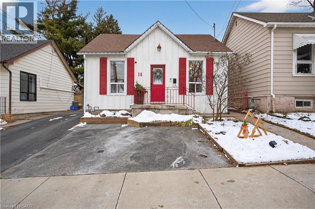 14 LOCHEARNE Street, Hamilton, Ontario