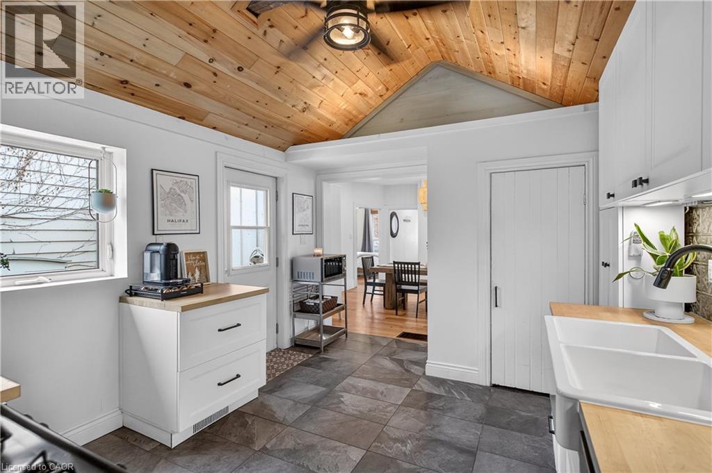 14 Lochearne Street, Hamilton, Ontario L8R 1V8 - Photo 18 - 40793377