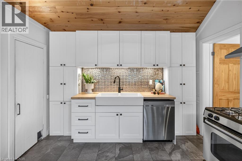 14 Lochearne Street, Hamilton, Ontario L8R 1V8 - Photo 20 - 40793377