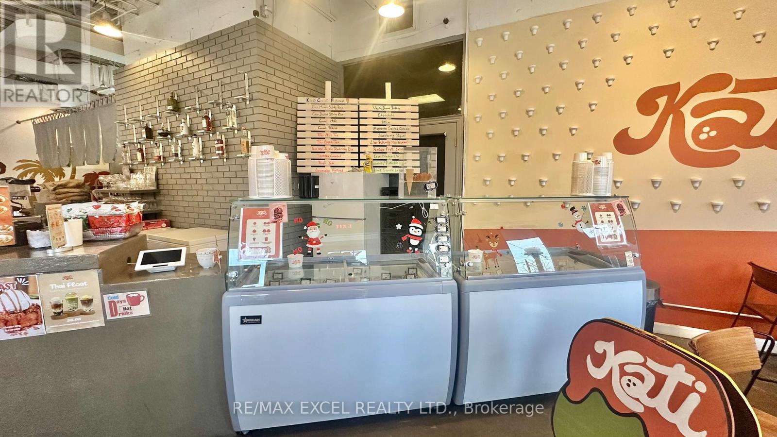 567 College Street, Toronto, Ontario  M6G 3W9 - Photo 5 - C12616940