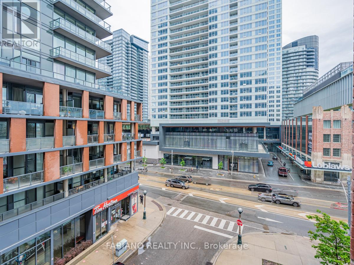 502 - 15 Bruyeres Mews, Toronto, Ontario  M5V 0A7 - Photo 22 - C12617000
